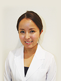 歯科医師 末松理恵 写真